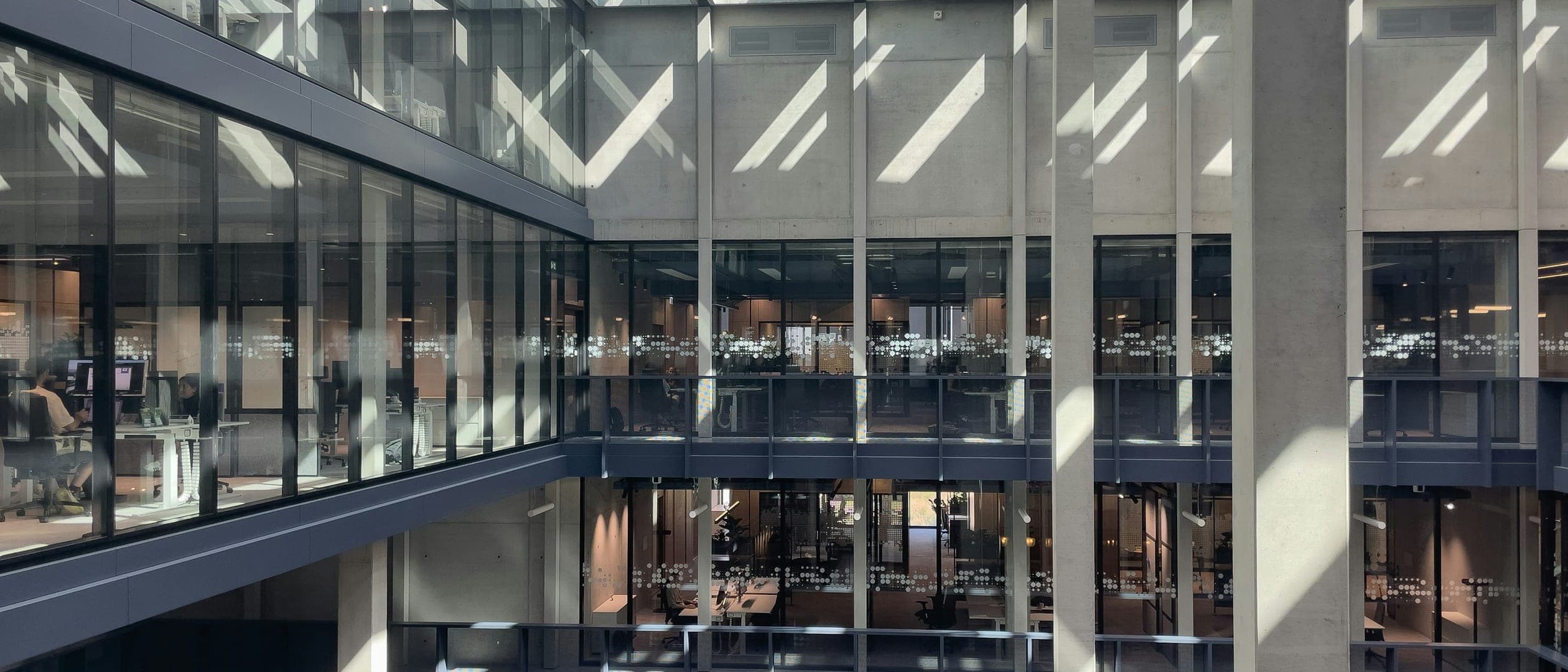 What a Private-Wealth Team Can Offer Clients Beyond One Bank (2026)