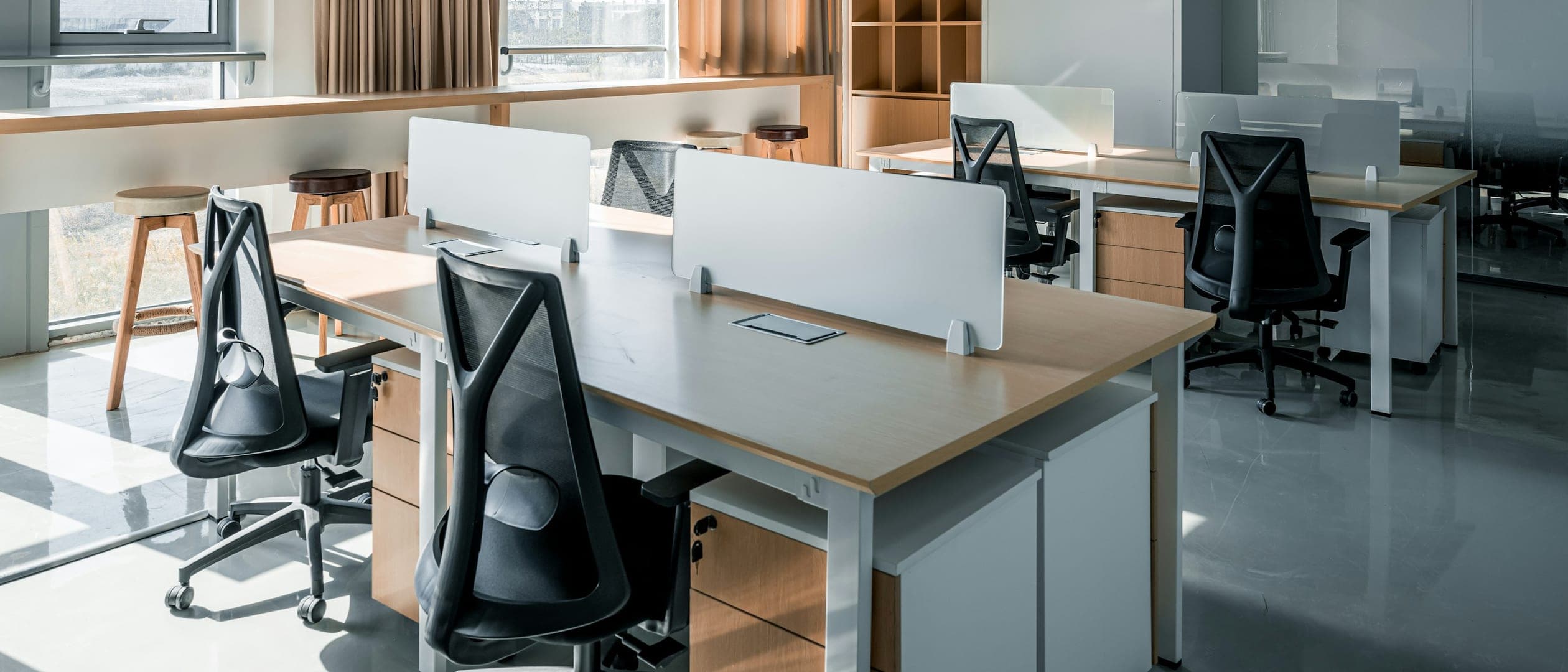 What Happens to Your Team When You Change Firms? Staff, Agreements and Timing