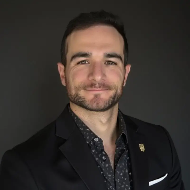 Tyler Noe, Head of Marketing & Transition Consultant.